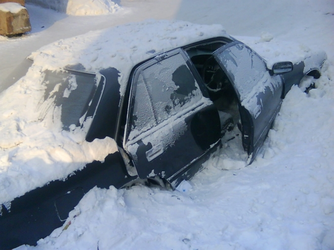 Мурманск очищают от брошенных автомобилей