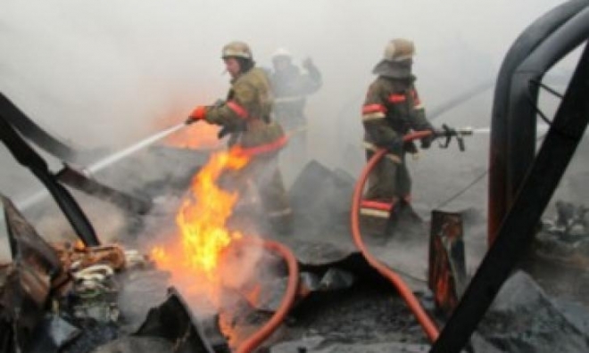 Пожарные МЧС спасли 5 человек